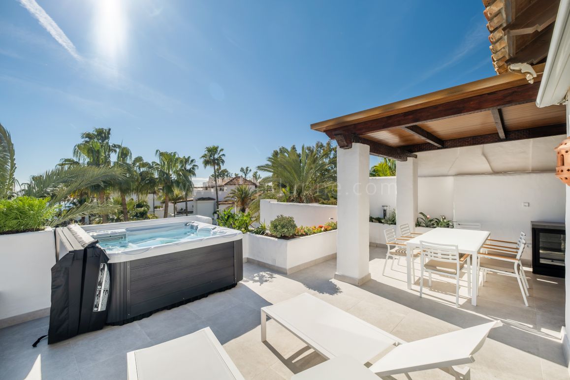 Penthouse en Duplex en Front de Mer avec Vue sur la Mer