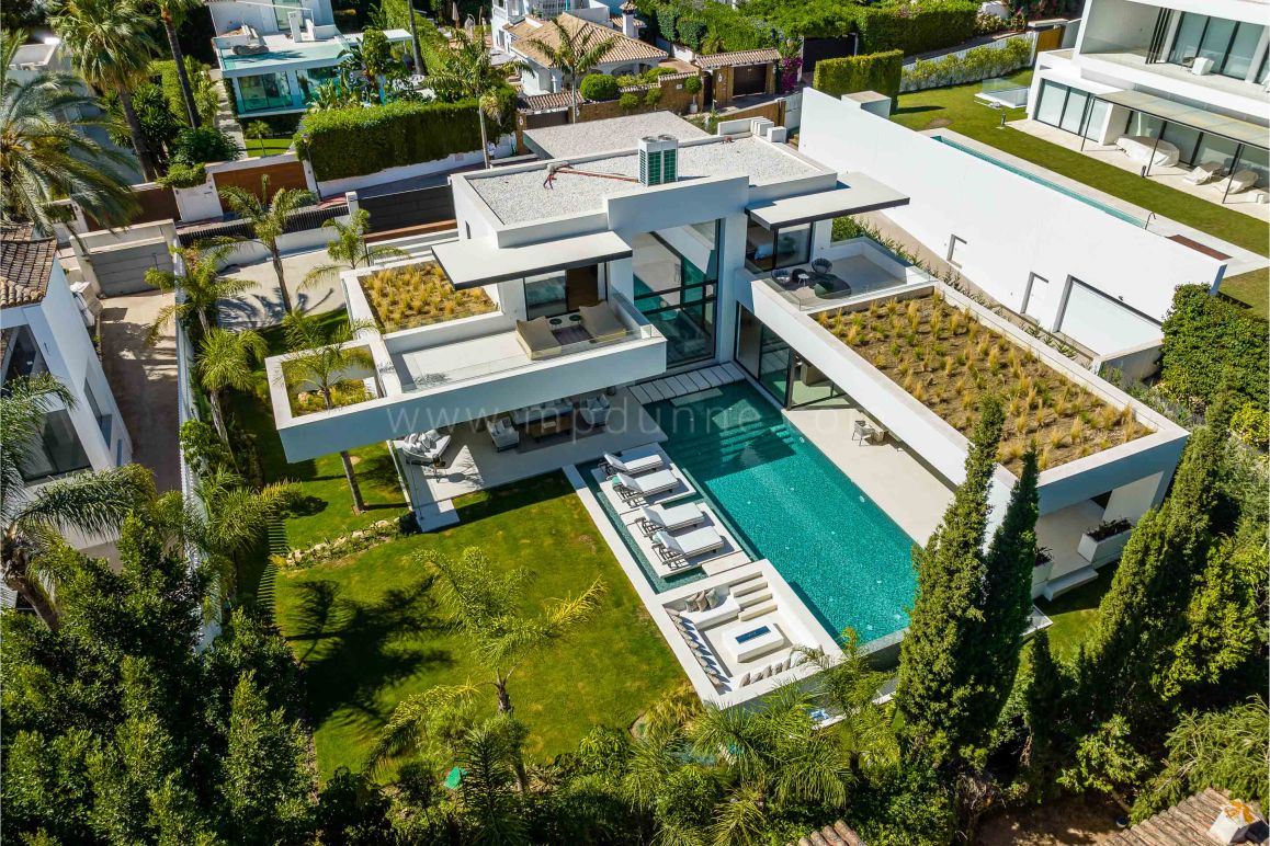 Villa in Erstklassiger Lage in Nueva Andalucía