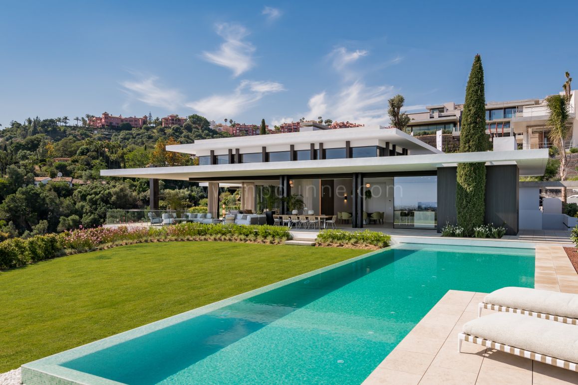 Zeitgenössische Villa mit Panoramablick in The Hills, La Quinta