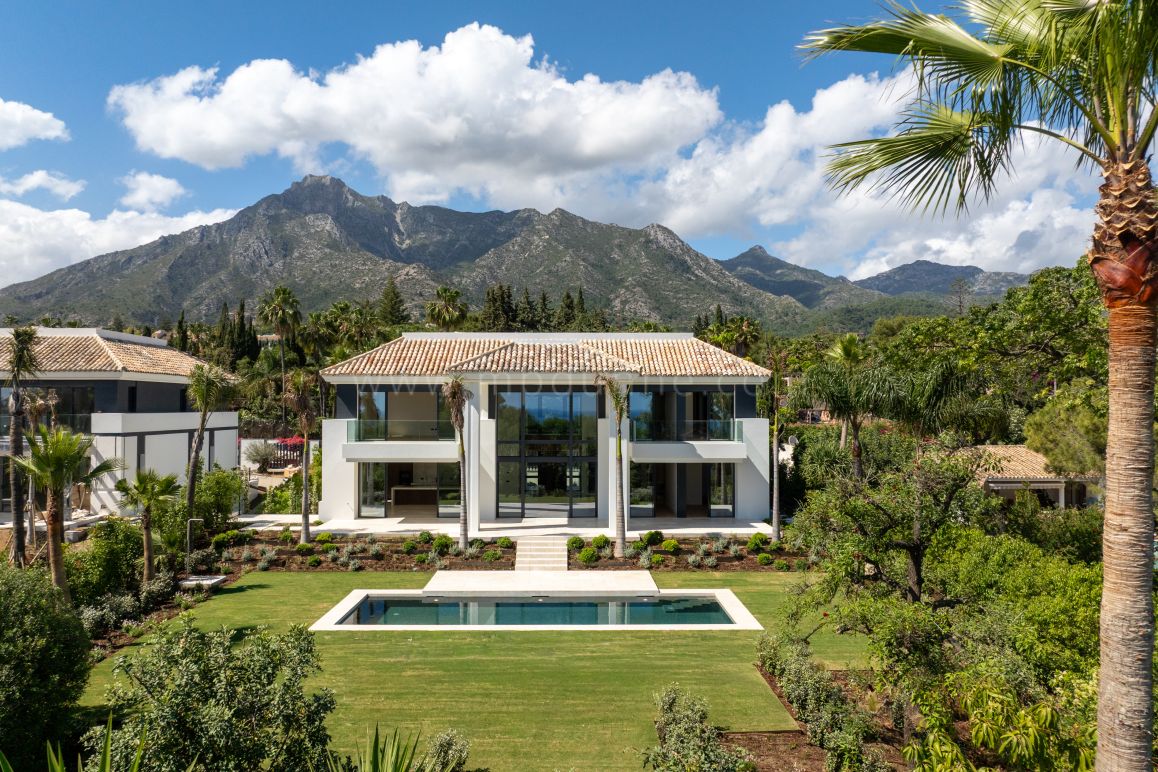 Modern Villa in Rocio de Nagüeles, Marbella Golden Mile