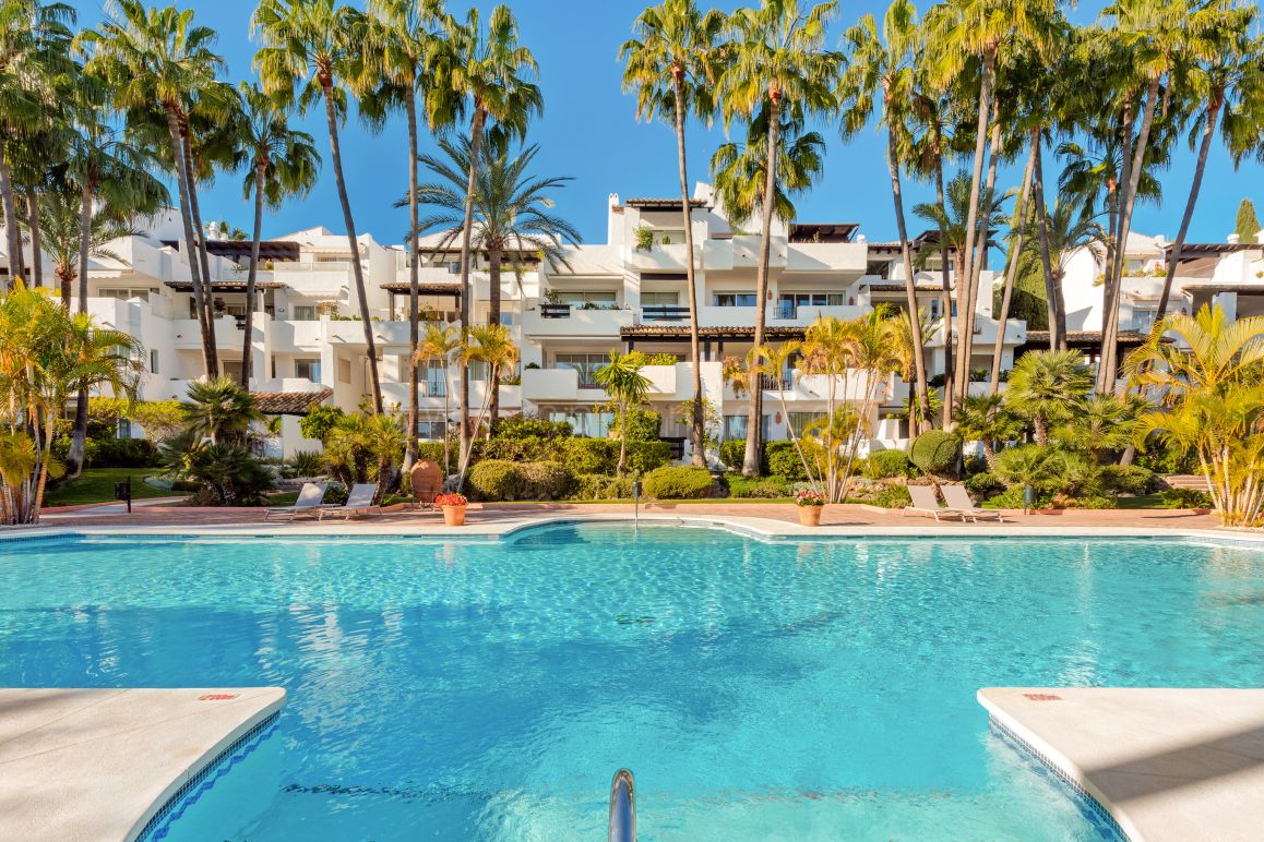 Apartamento 3 Dormitorios, Marina Puente Romano, Marbella