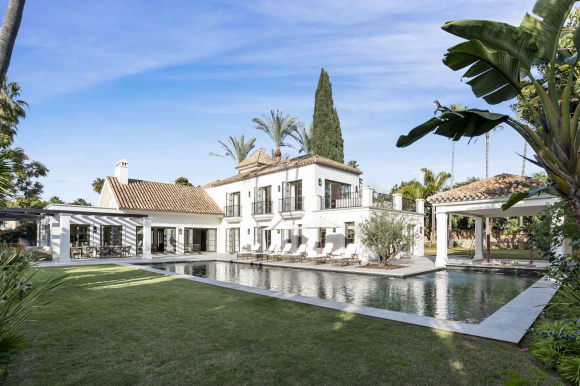 Villa moderna de lujo en Nueva Andalucía Marbella