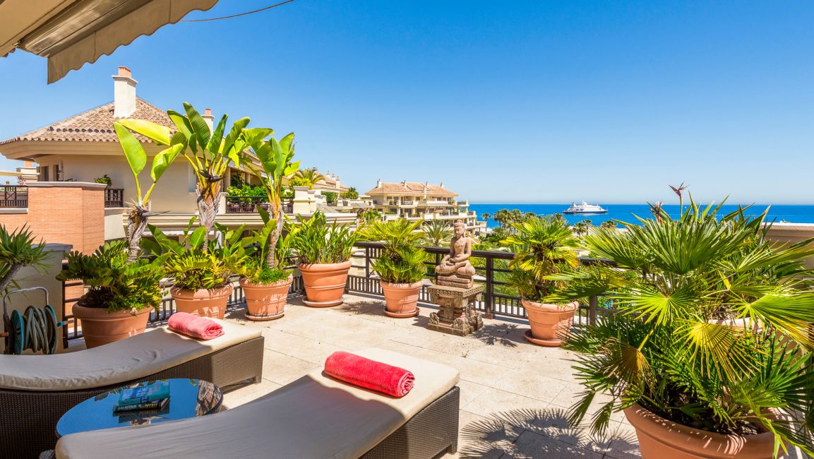 Frontline Beach Duplex Penthouse, Laguna de Banus