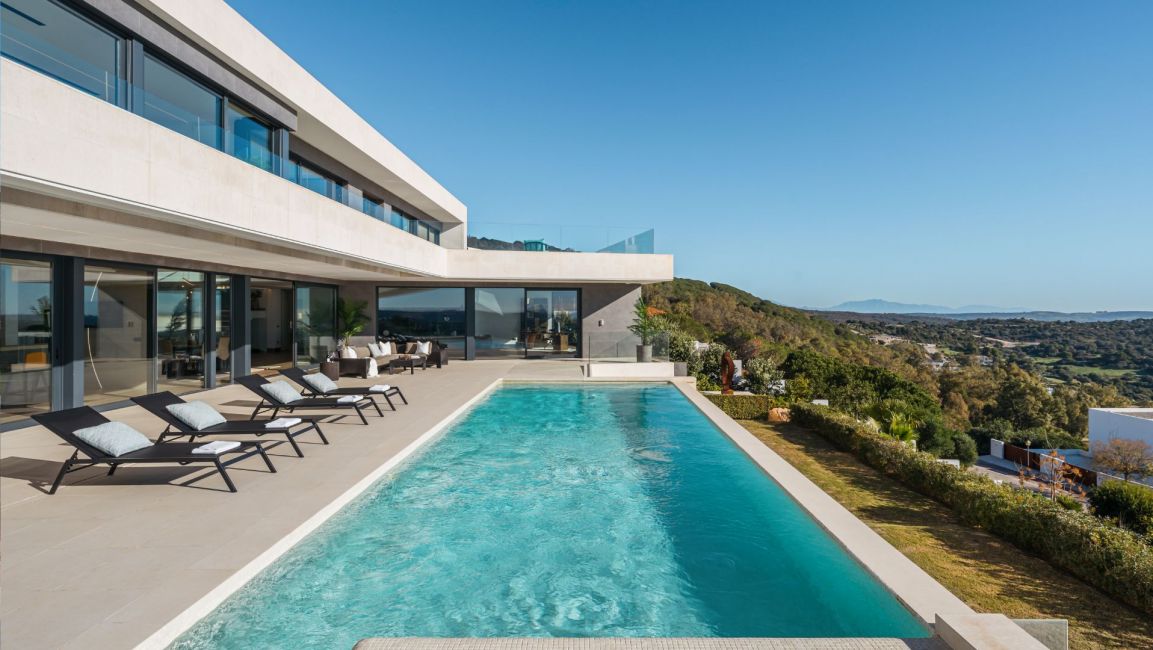 Luxury villa for sale with sea views in Sotogrande, south of Spain