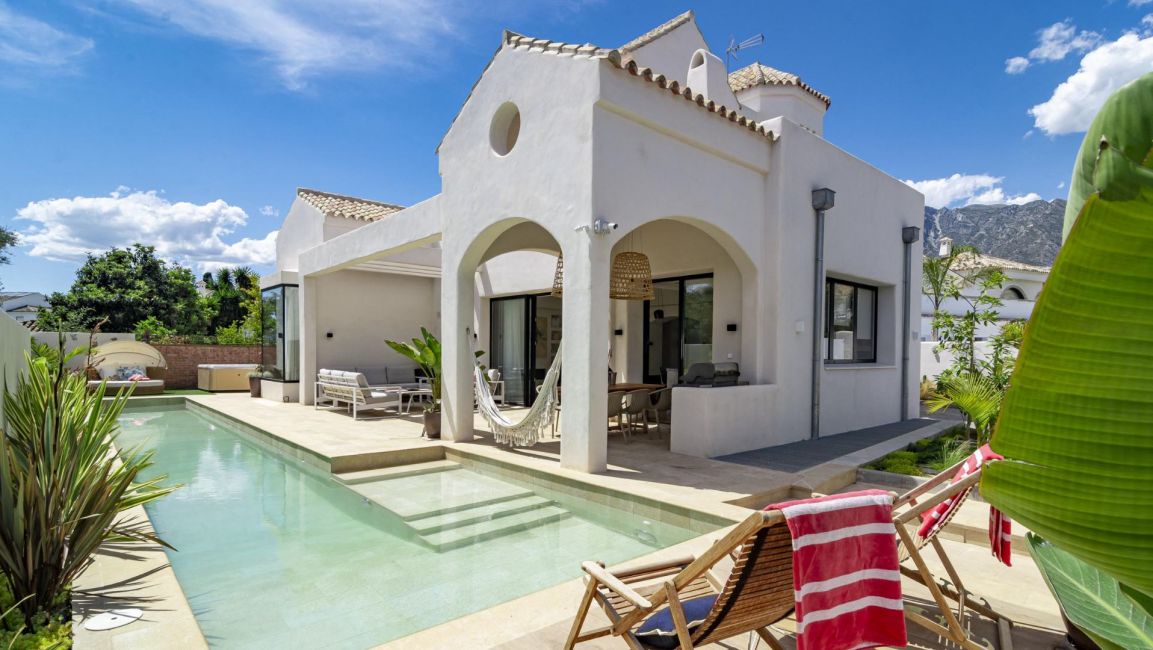 Casablanca Rental Villa in Golden Mile of Marbella, Costa del Sol