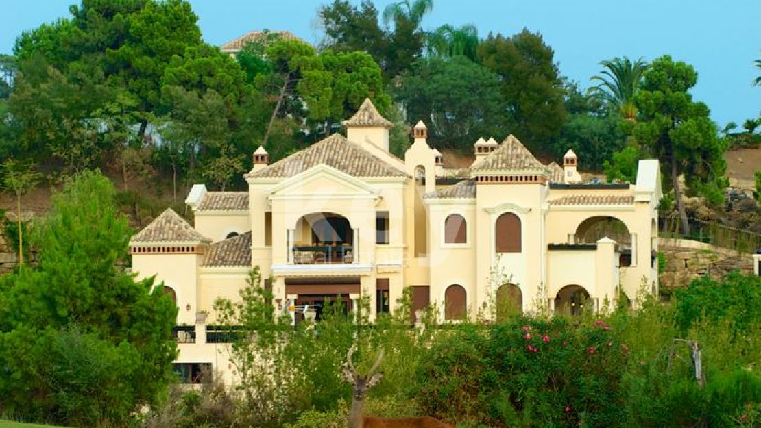 Villa Olympus: a luxury mansion with sea views in La Zagaleta 