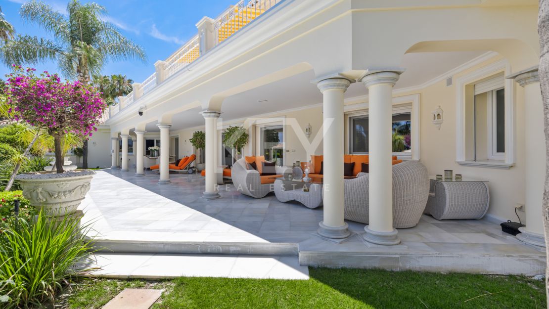 Недавно отремонтированная вилла на продажу в Новой Андалусии, Марбея