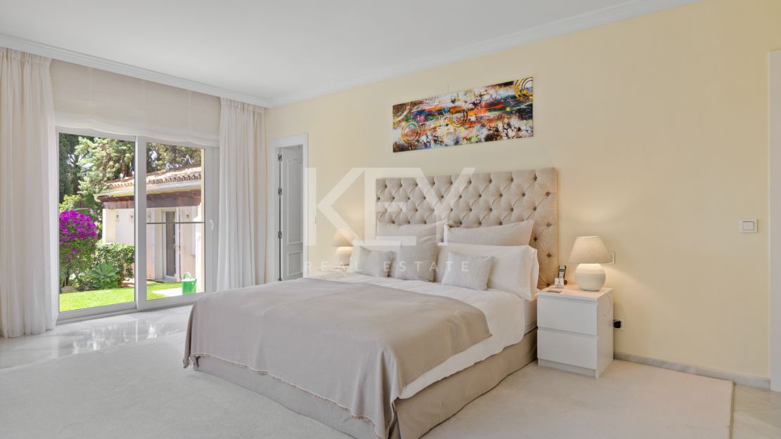 Недавно отремонтированная вилла на продажу в Новой Андалусии, Марбея