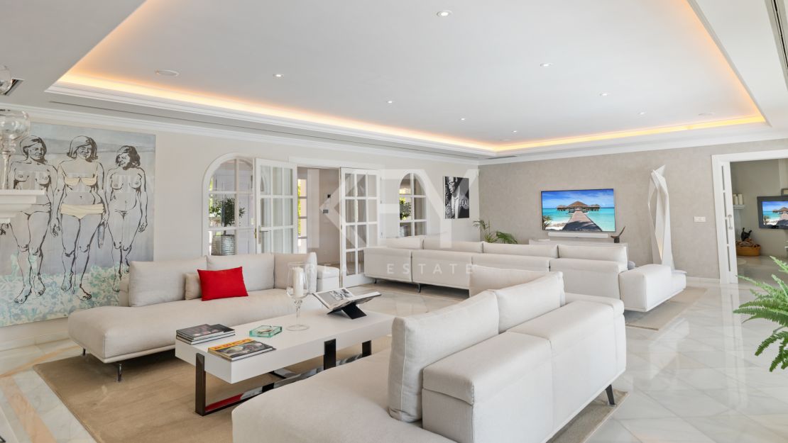 Недавно отремонтированная вилла на продажу в Новой Андалусии, Марбея