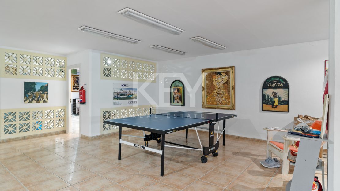 Недавно отремонтированная вилла на продажу в Новой Андалусии, Марбея