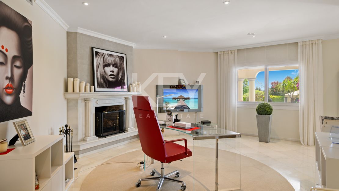 Недавно отремонтированная вилла на продажу в Новой Андалусии, Марбея