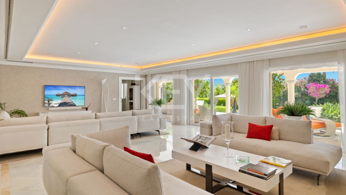 Недавно отремонтированная вилла на продажу в Новой Андалусии, Марбея