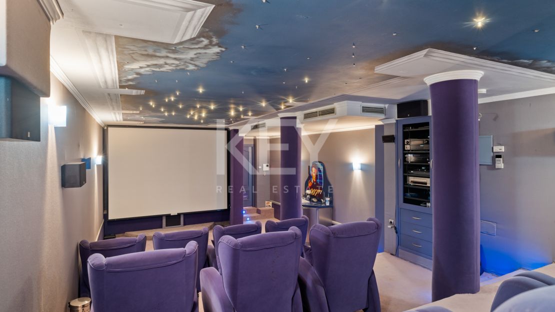 Недавно отремонтированная вилла на продажу в Новой Андалусии, Марбея