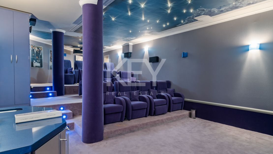 Недавно отремонтированная вилла на продажу в Новой Андалусии, Марбея