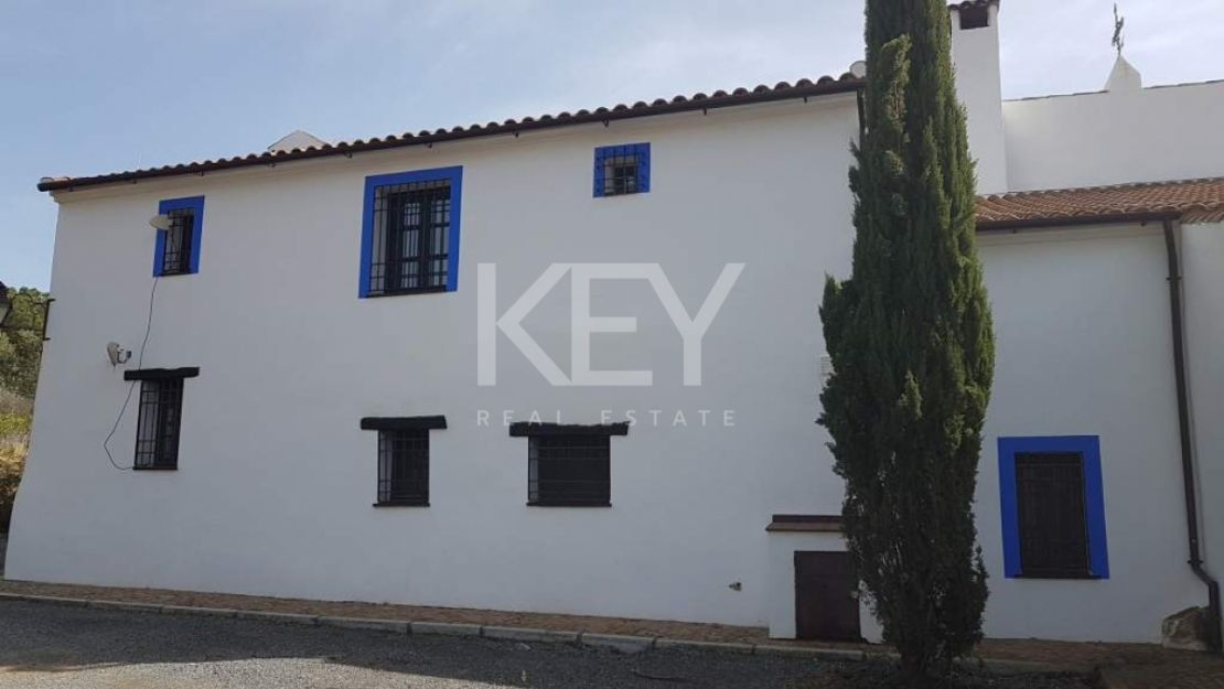 Единый участок площадью 230 га с оливками и охотничьими угодьями в Кордове