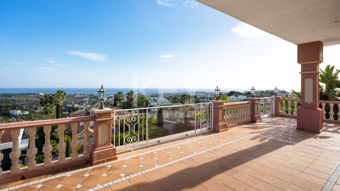 Вилла с потрясающим видом на море в Лос Фламингос, Бенахавис на продажу