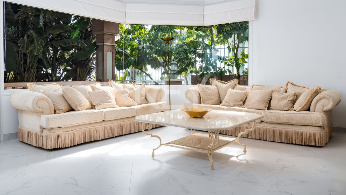 Вилла с потрясающим видом на море в Лос Фламингос, Бенахавис на продажу