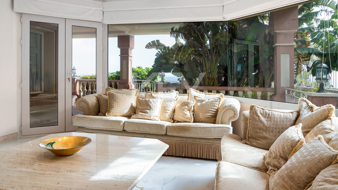 Вилла с потрясающим видом на море в Лос Фламингос, Бенахавис на продажу