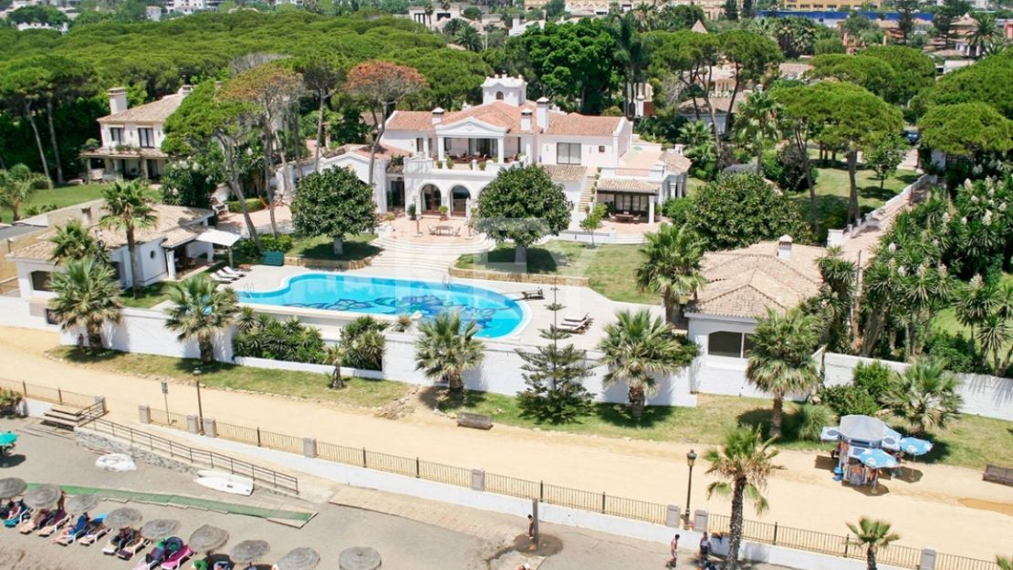 Villa Opulence: beachfront grandeur short-term rental on Marbella's Golden Mile