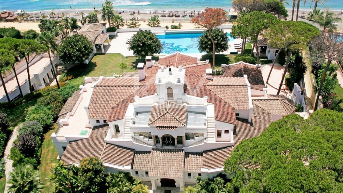 Villa Opulence: Grandeza frente al mar en la Milla de Oro de Marbella - Alquiler a corto plazo