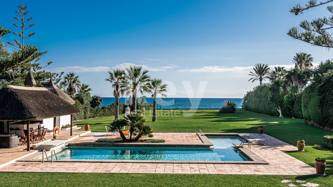 Villa The Charm: Front Line Beach Luxury for Short-Term Rent in Guadalmina Baja, San Pedro