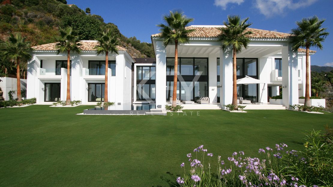 Villa Hollywood: a Luxury Villa with Sea Views in La Zagaleta, Benahavis