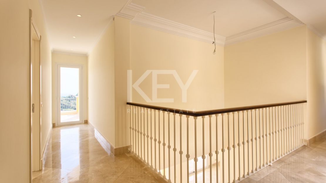 УДИВИТЕЛЬНАЯ ВИЛЛА НА ПРОДАЖУ В ЛОС АЛЬКЕРОС, БЕНАХАВИС