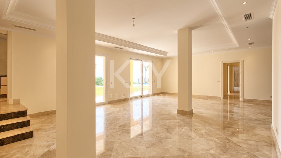 УДИВИТЕЛЬНАЯ ВИЛЛА НА ПРОДАЖУ В ЛОС АЛЬКЕРОС, БЕНАХАВИС