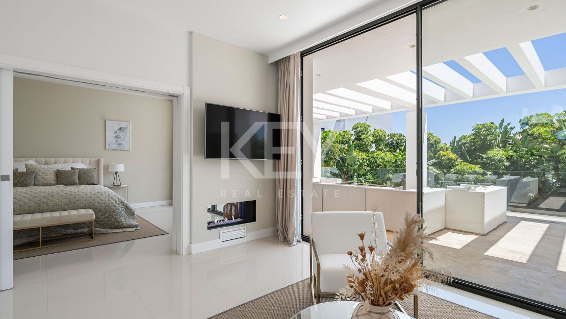 Modern family Villa with panoramic views in La Quinta, Benahavis