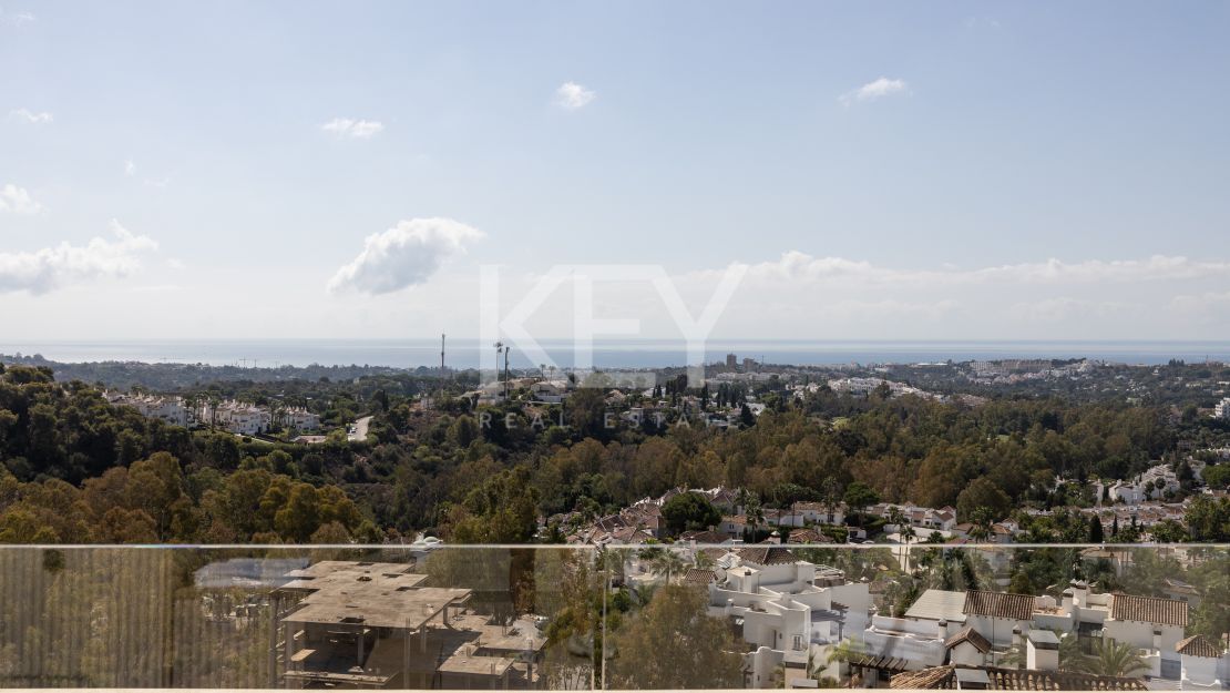 Unique Duplex Penthouse for sale having perfect location and surroundings in Nueva Andalucia, Marbella
