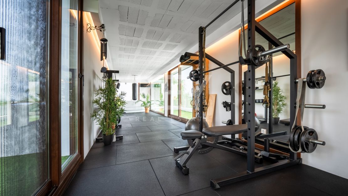 Eco-conscious villa blending Bali spirit and Japanese calm in Benahavís