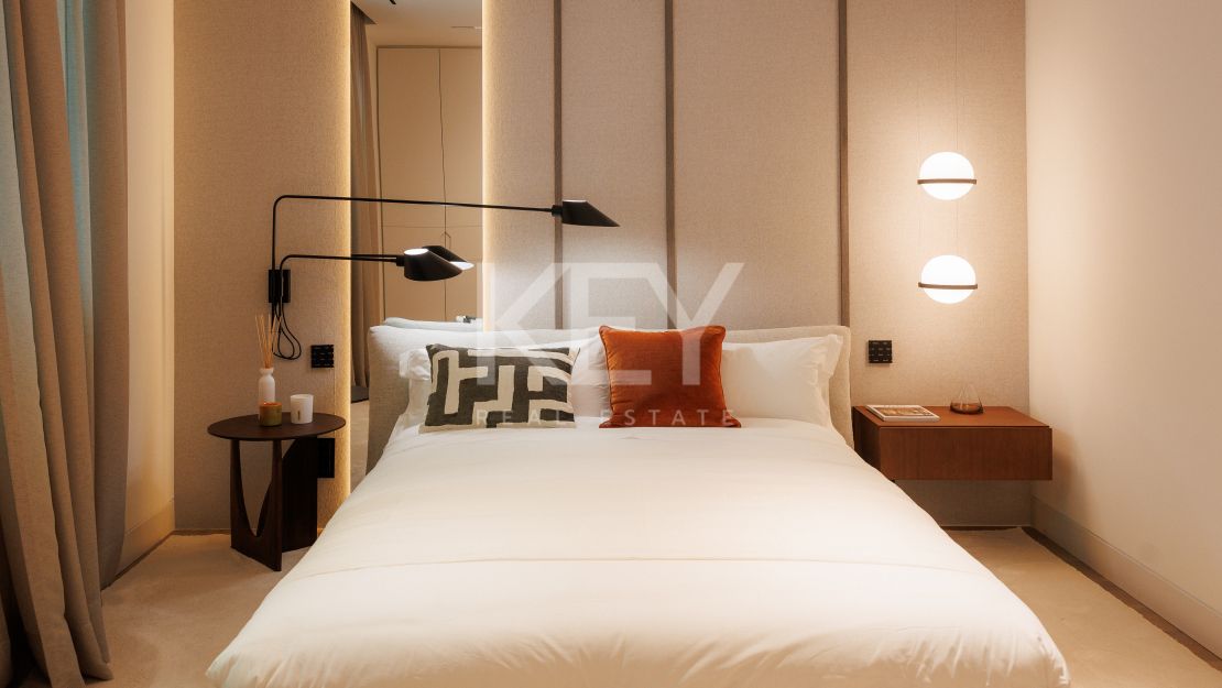 Contemporary Villa for sale: a luxurious oasis with High-End amenities  in Marbella Golden Mile