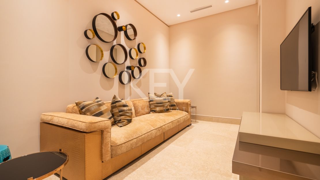 Villa RAVETTA en Rio Verde Playa, Marbella Milla de Oro