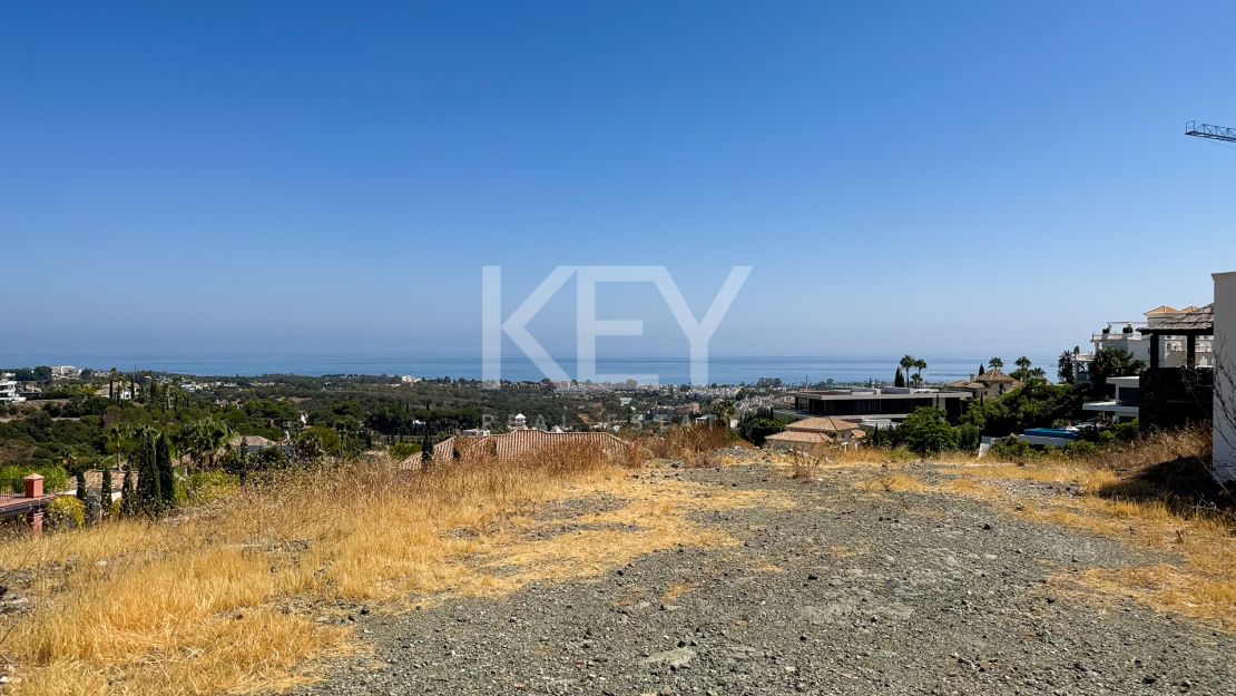 Продается участок рядом с гольфом в Лос Фламингос, Бенаавис