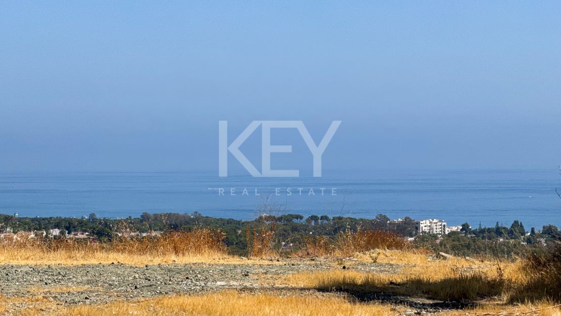 Продается участок рядом с гольфом в Лос Фламингос, Бенаавис