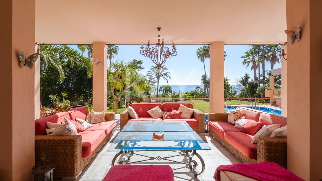Exceptional frontline beach  villa for sale on the New Golden Mile, Estepona