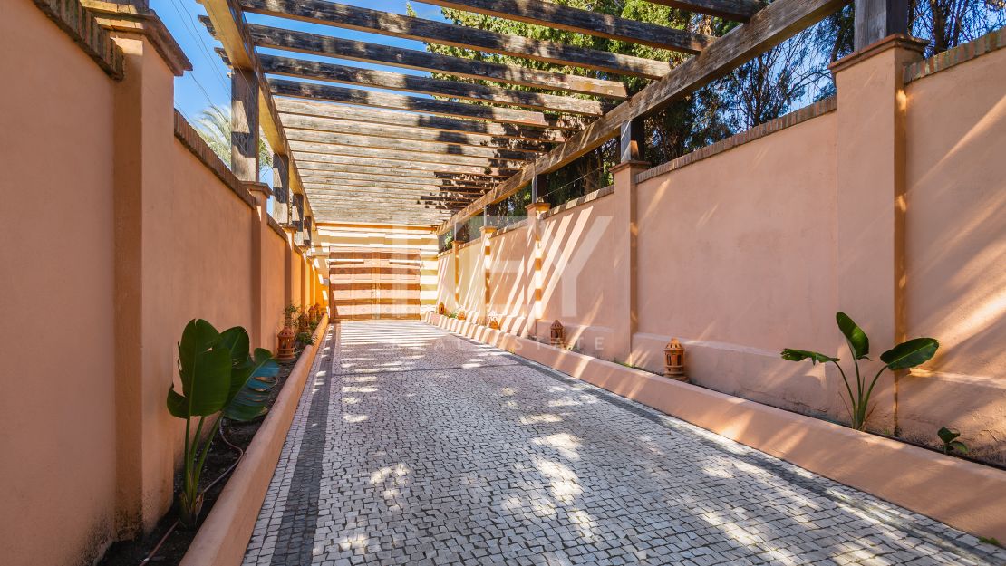 Exceptional frontline beach  villa for sale on the New Golden Mile, Estepona