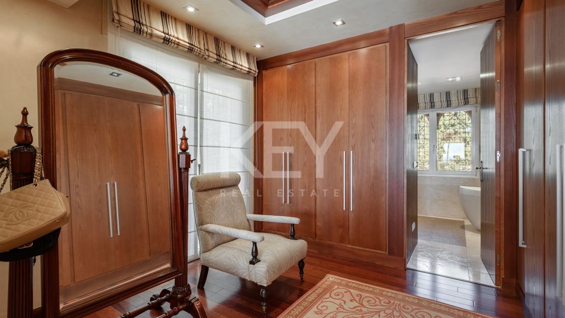 Exceptional frontline beach  villa for sale on the New Golden Mile, Estepona