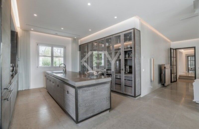 Amazing Villa in Marbella Club Golf Resort with Panoramic Mediterranean Views in Benahavis