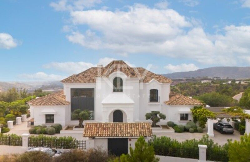 Amazing Villa in Marbella Club Golf Resort with Panoramic Mediterranean Views in Benahavis