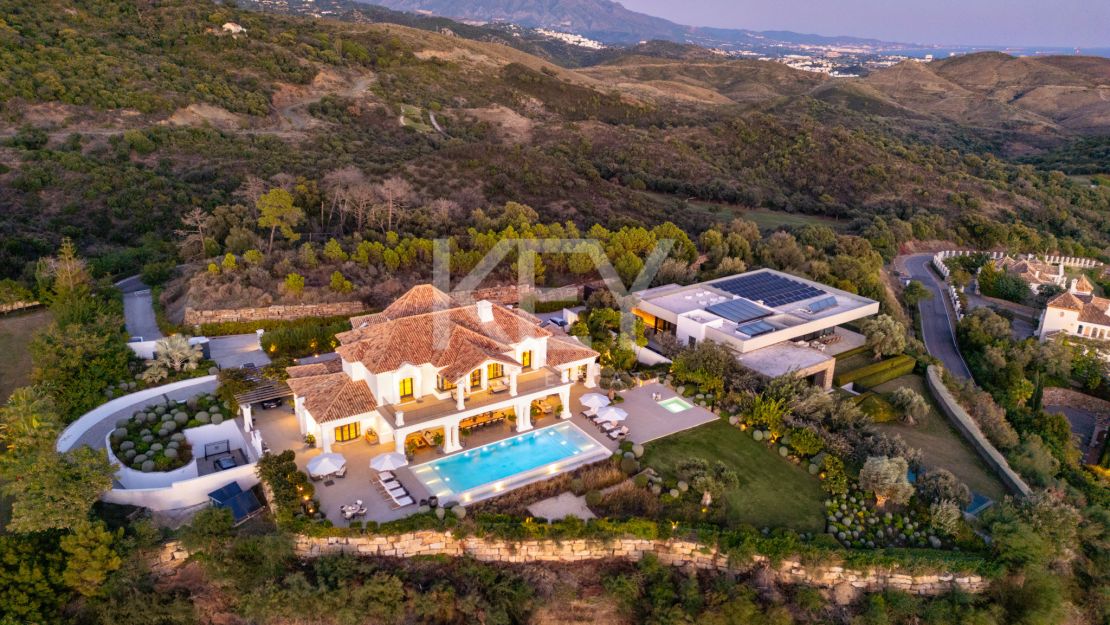Impresionante villa en Marbella Club Golf Resort con vistas panorámicas al mar Mediterráneo en Benahavís