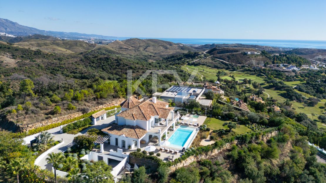 Impresionante villa en Marbella Club Golf Resort con vistas panorámicas al mar Mediterráneo en Benahavís