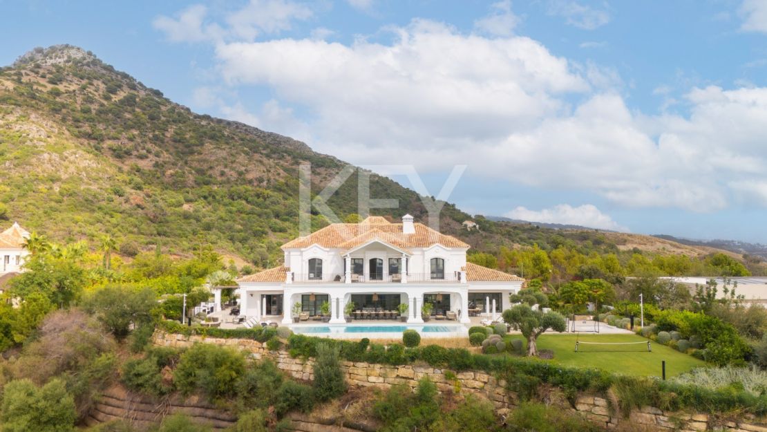 Amazing Villa in Marbella Club Golf Resort with Panoramic Mediterranean Views in Benahavis