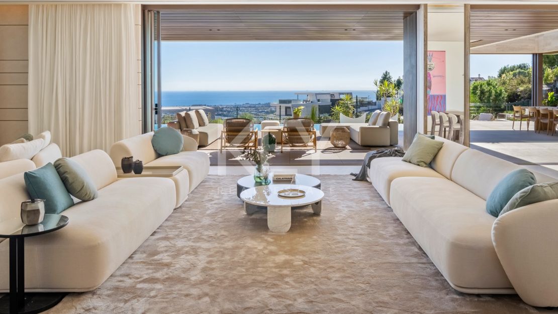 Lujosa Villa con vistas panorámicas al mar a minutos de Puerto Banús en La Quinta, Benahavis