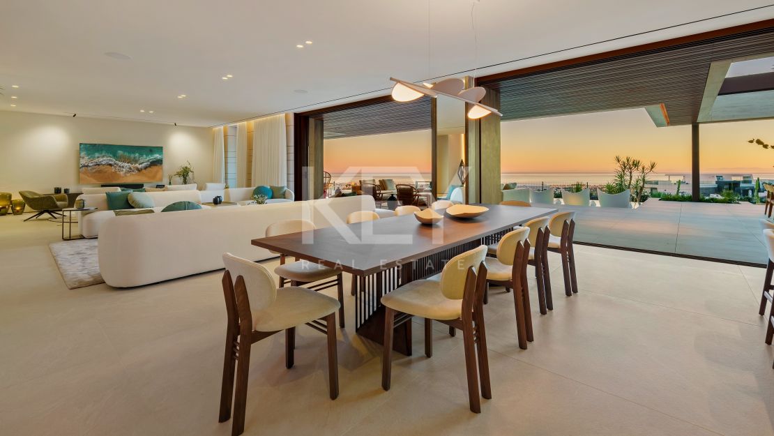 Lujosa Villa con vistas panorámicas al mar a minutos de Puerto Banús en La Quinta, Benahavis