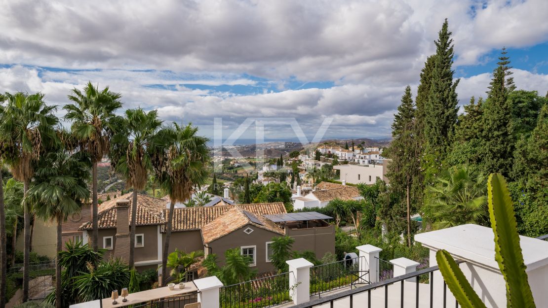 Роскошная вилла с 6 спальнями и панорамным видом в Эль-Мадроньяле, Бенахавис