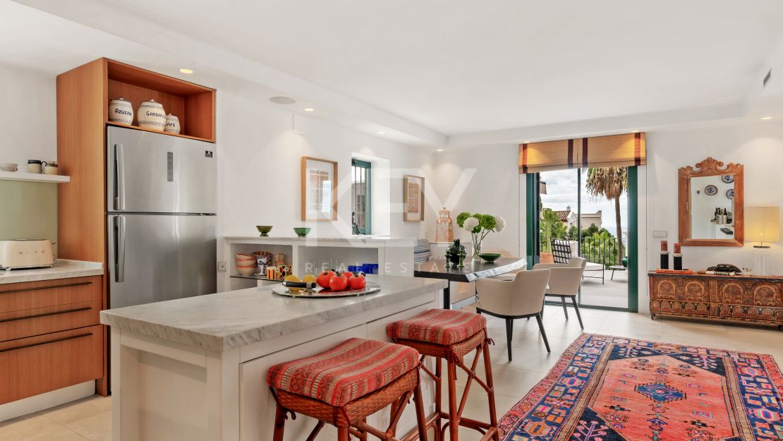 Роскошная вилла с 6 спальнями и панорамным видом в Эль-Мадроньяле, Бенахавис