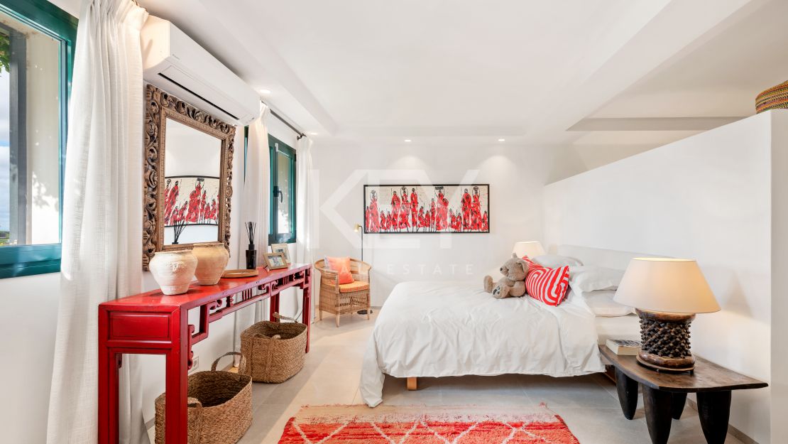 Роскошная вилла с 6 спальнями и панорамным видом в Эль-Мадроньяле, Бенахавис