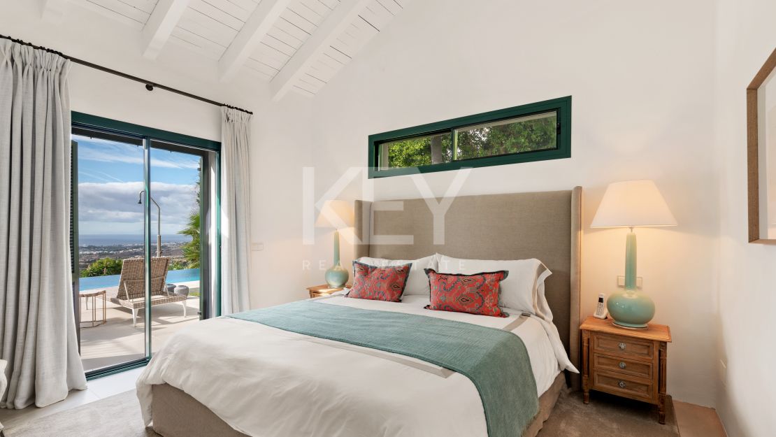 Роскошная вилла с 6 спальнями и панорамным видом в Эль-Мадроньяле, Бенахавис