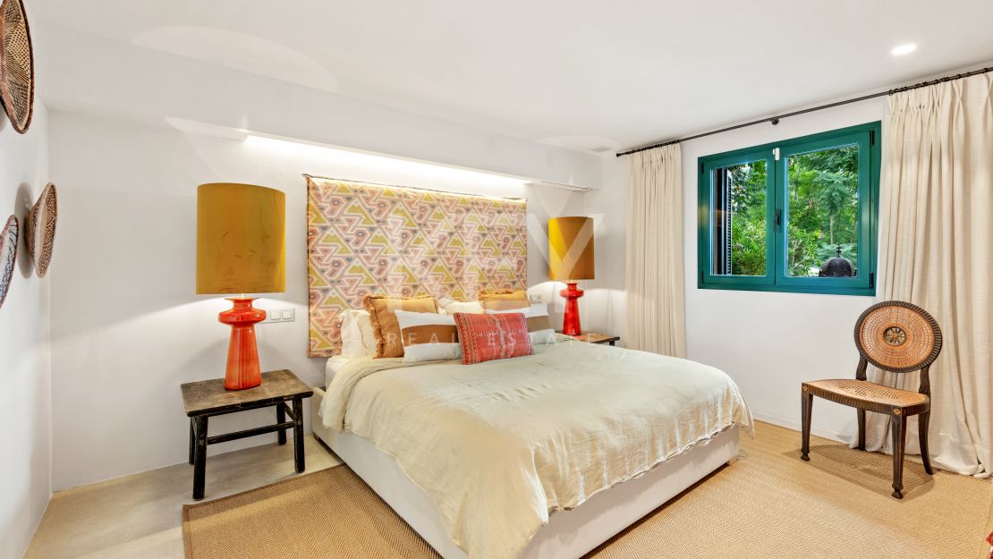 Роскошная вилла с 6 спальнями и панорамным видом в Эль-Мадроньяле, Бенахавис